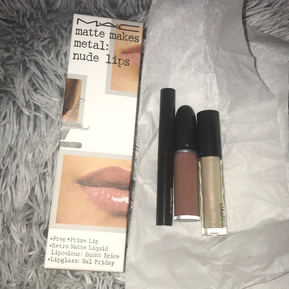 MAC. Cosmetics matte makes metal : nude lips set - Picture 1 of 9